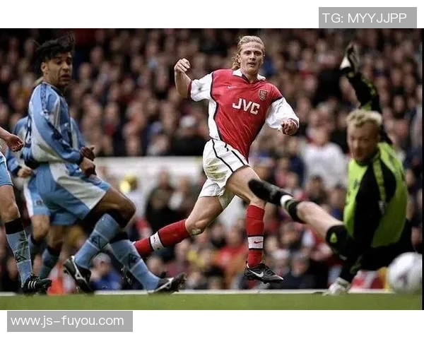 1997今日维埃拉惊世球破曼联—足球历史上的瞬间永恒